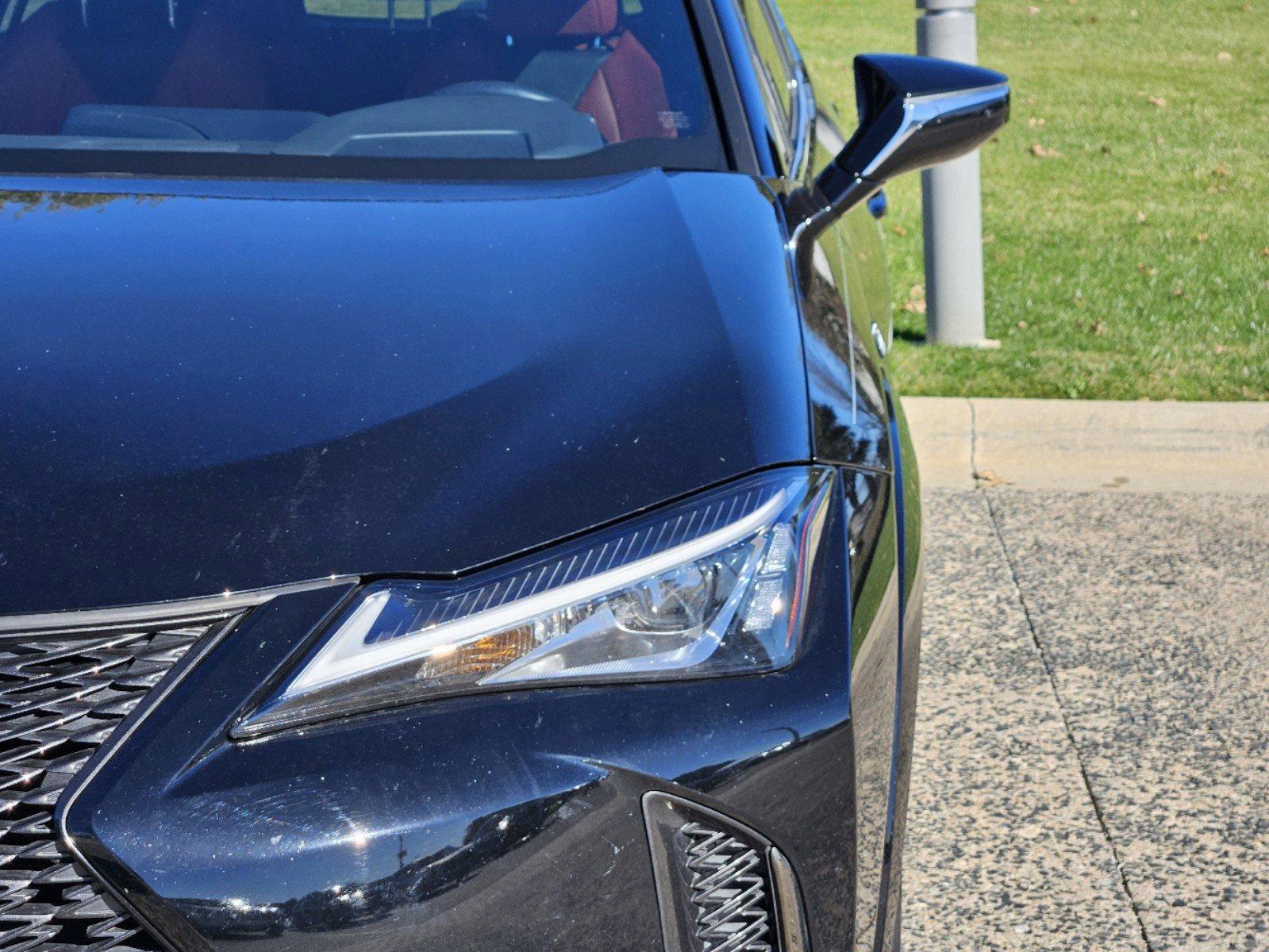 2022 Lexus UX 250h Vehicle Photo in FORT WORTH, TX 76132