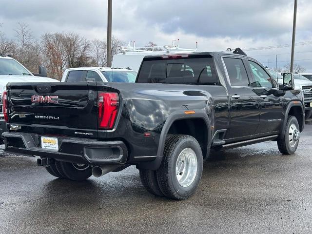 2025 GMC Sierra 3500 HD Vehicle Photo in COLUMBIA, MO 65203-3903