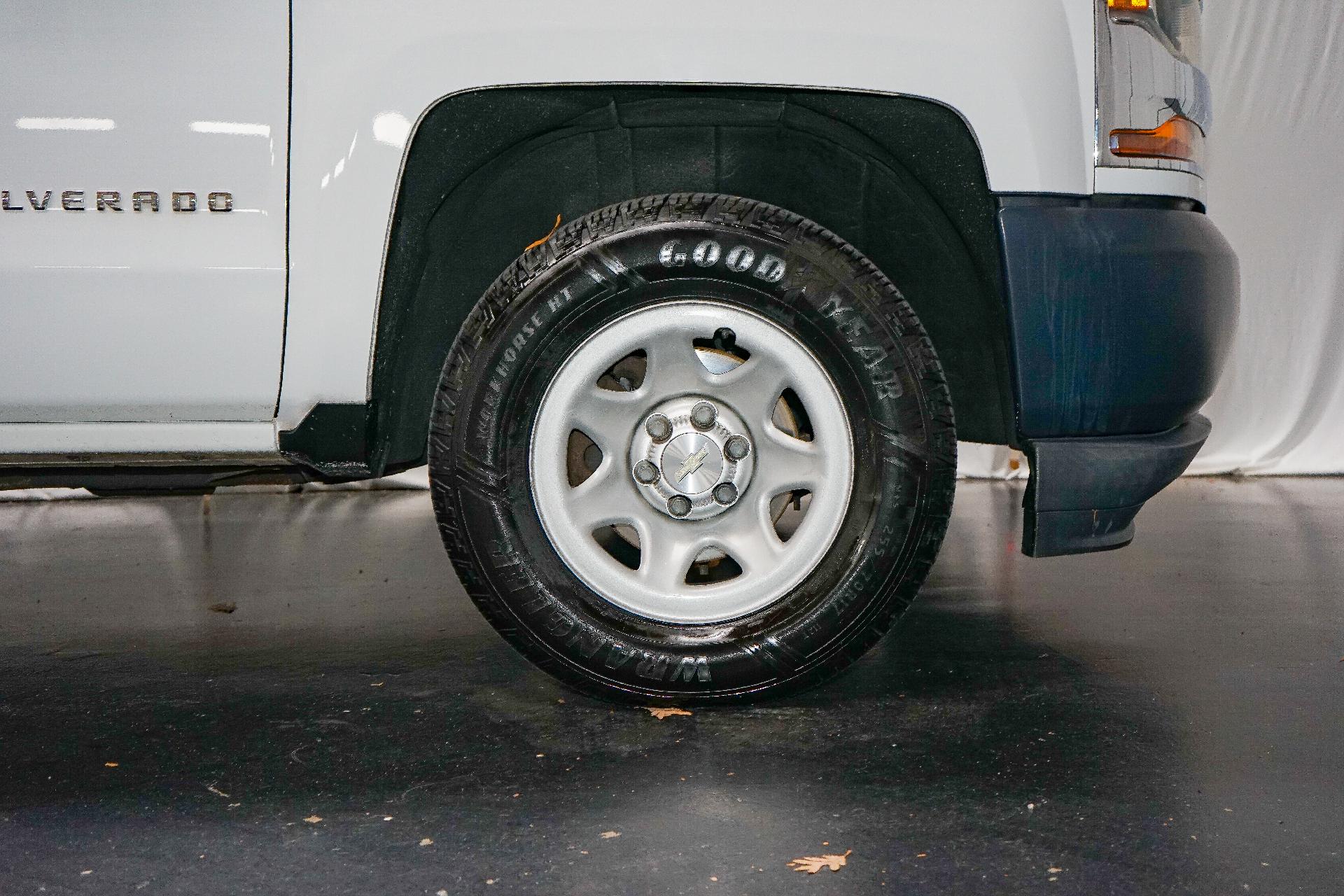 2017 Chevrolet Silverado 1500 Vehicle Photo in SMYRNA, DE 19977-2874