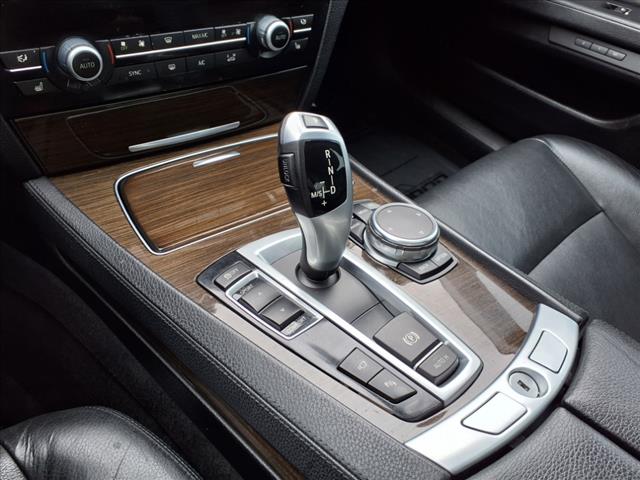 2015 BMW 7 Series Vehicle Photo in TAMPA, FL 33612-3404