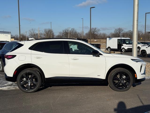 2025 Buick Envision Vehicle Photo in COLUMBIA, MO 65203-3903