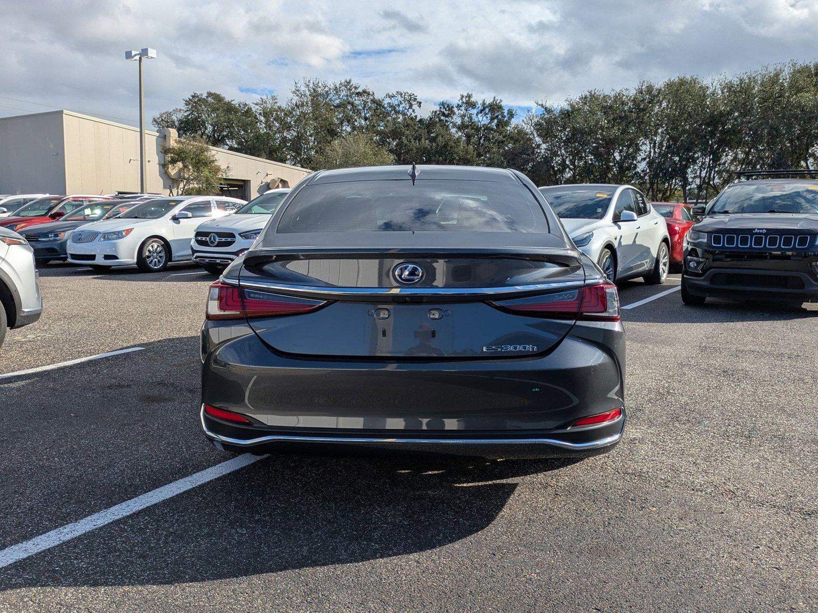 2022 Lexus ES 300h Vehicle Photo in Clearwater, FL 33761