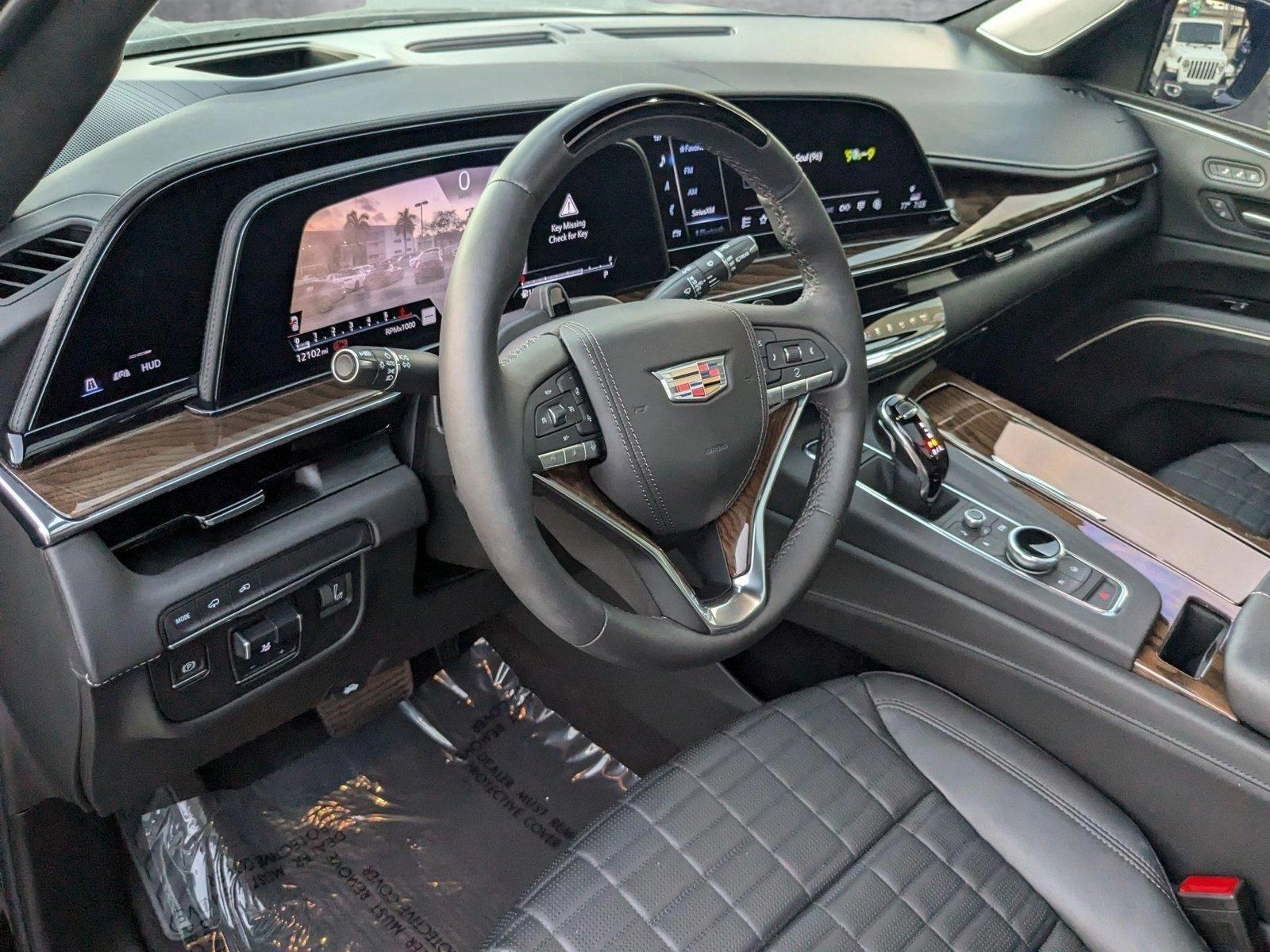 2023 Cadillac Escalade Vehicle Photo in Miami, FL 33169