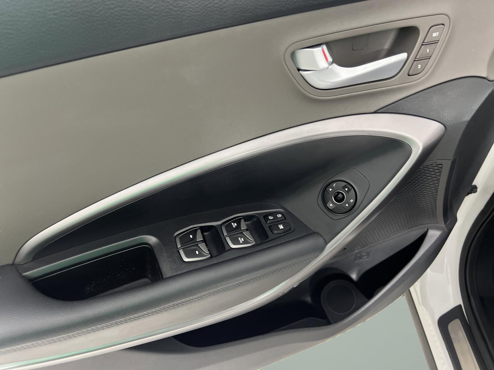 2015 Hyundai Santa Fe Sport Vehicle Photo in GEORGETOWN, TX 78626-7508