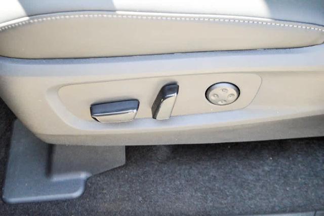 2025 INFINITI QX60 Vehicle Photo in Houston, TX 77090