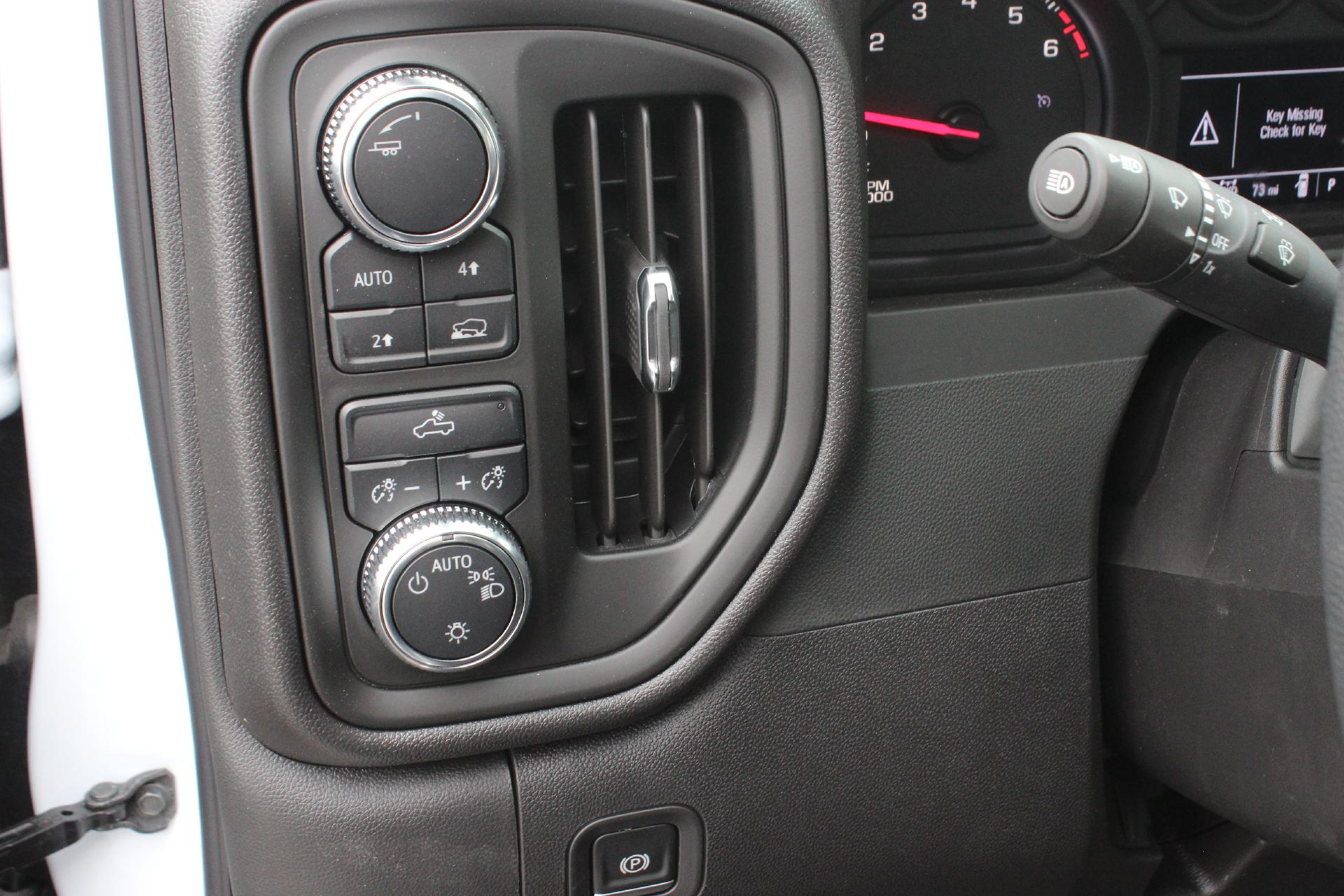 2025 GMC Sierra 1500 Vehicle Photo in AURORA, CO 80012-4011