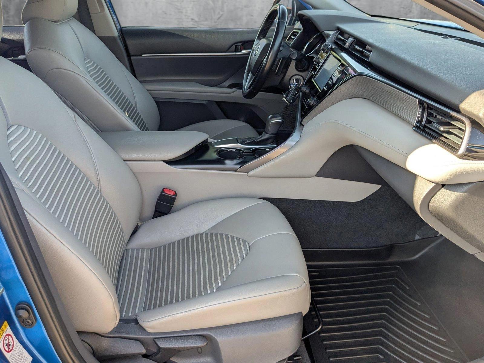 2019 Toyota Camry Vehicle Photo in St. Petersburg, FL 33713