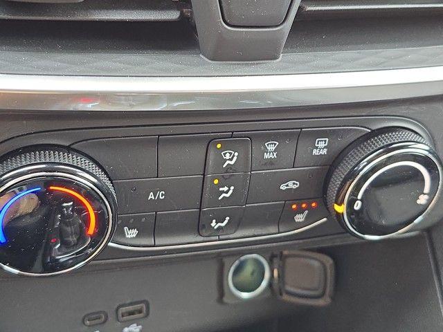 2024 Buick Encore GX Vehicle Photo in Pleasant Hills, PA 15236