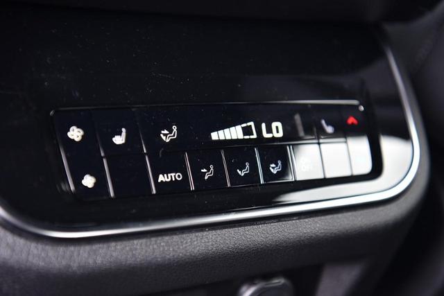 2025 Nissan Armada Vehicle Photo in Ballwin, MO 63011