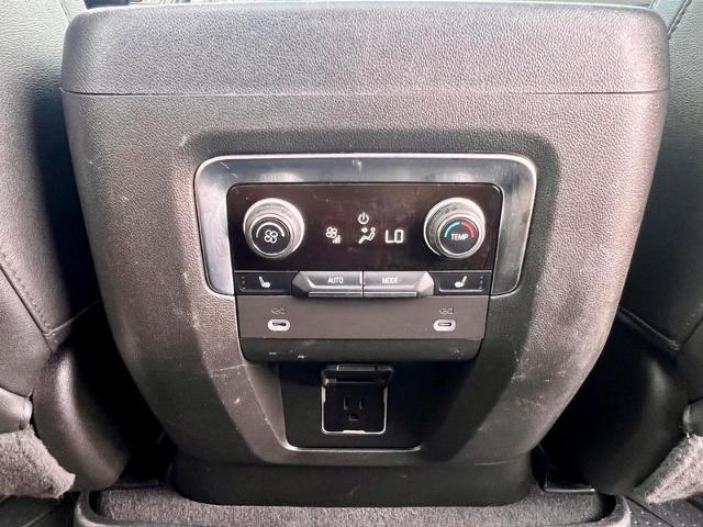 2022 Chevrolet Tahoe Vehicle Photo in EFFINGHAM, IL 62401-2832