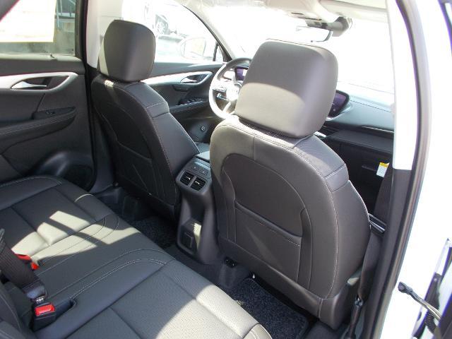 2025 Buick Envision Vehicle Photo in LOWELL, MA 01852-4336