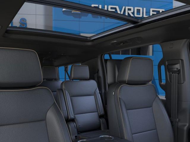 2025 Chevrolet Suburban Vehicle Photo in Roslyn, NY 11576