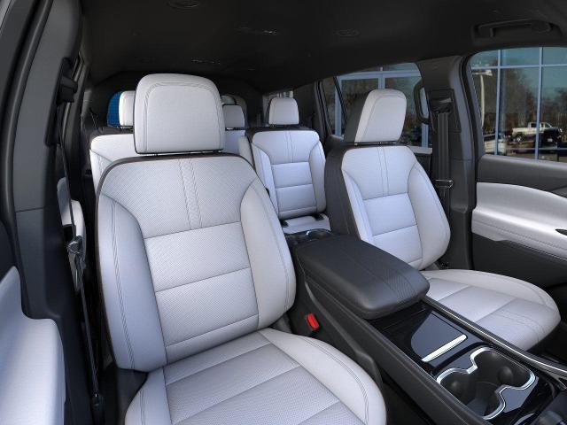 2025 Chevrolet Traverse Vehicle Photo in OSHKOSH, WI 54904-7811
