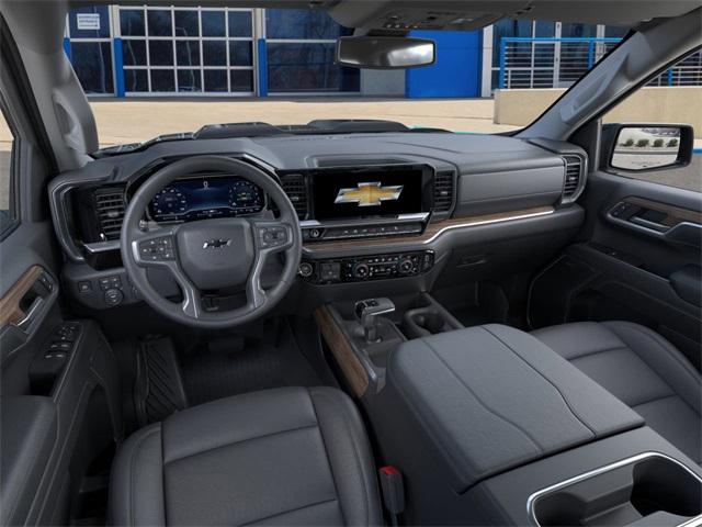 2025 Chevrolet Silverado 1500 Vehicle Photo in ENGLEWOOD, CO 80113-6708