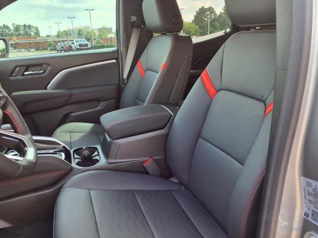 2025 Chevrolet Colorado Vehicle Photo in HENDERSON, NC 27536-2966