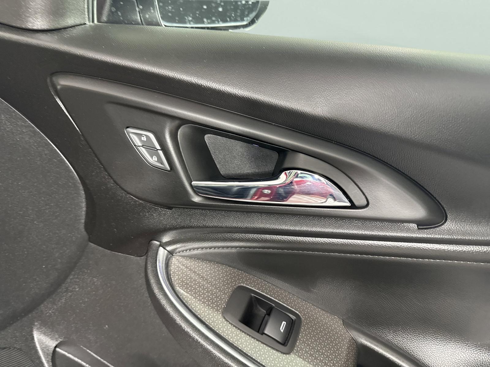 2018 Chevrolet Malibu Vehicle Photo in GEORGETOWN, TX 78626-7508