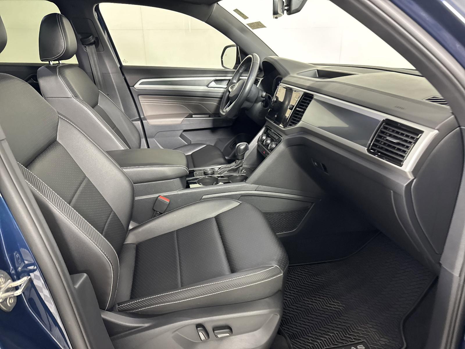2022 Volkswagen Atlas Cross Sport Vehicle Photo in Georgetown, TX 78626