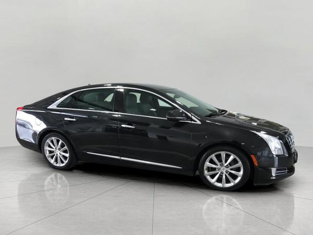 2014 Cadillac XTS Vehicle Photo in GREEN BAY, WI 54303-3330