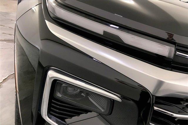 2024 Chevrolet Traverse Vehicle Photo in TOPEKA, KS 66609-0000