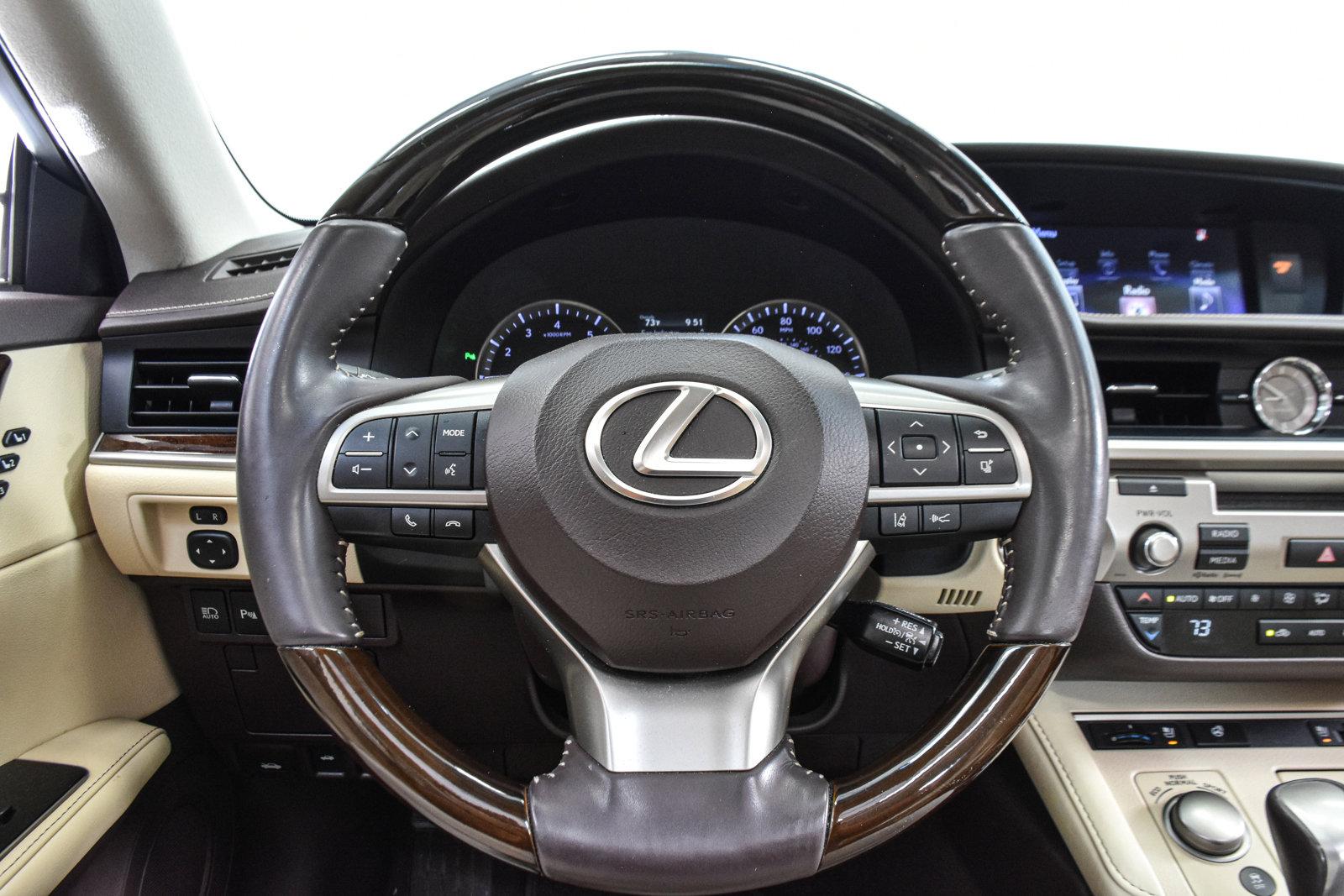 2016 Lexus ES 350 Vehicle Photo in DALLAS, TX 75235