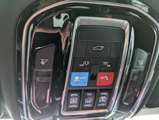 2025 Jeep Grand Cherokee Vehicle Photo in Oshkosh, WI 54901