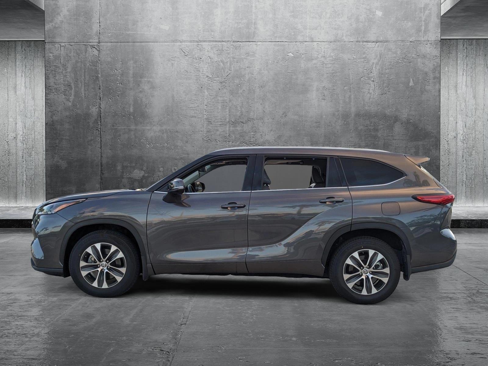 2022 Toyota Highlander Vehicle Photo in Davie, FL 33331