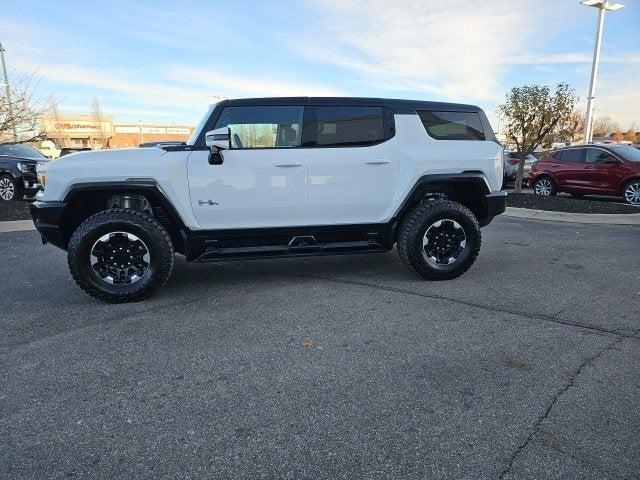 2025 GMC HUMMER EV SUV Vehicle Photo in Fishers, IN 46038