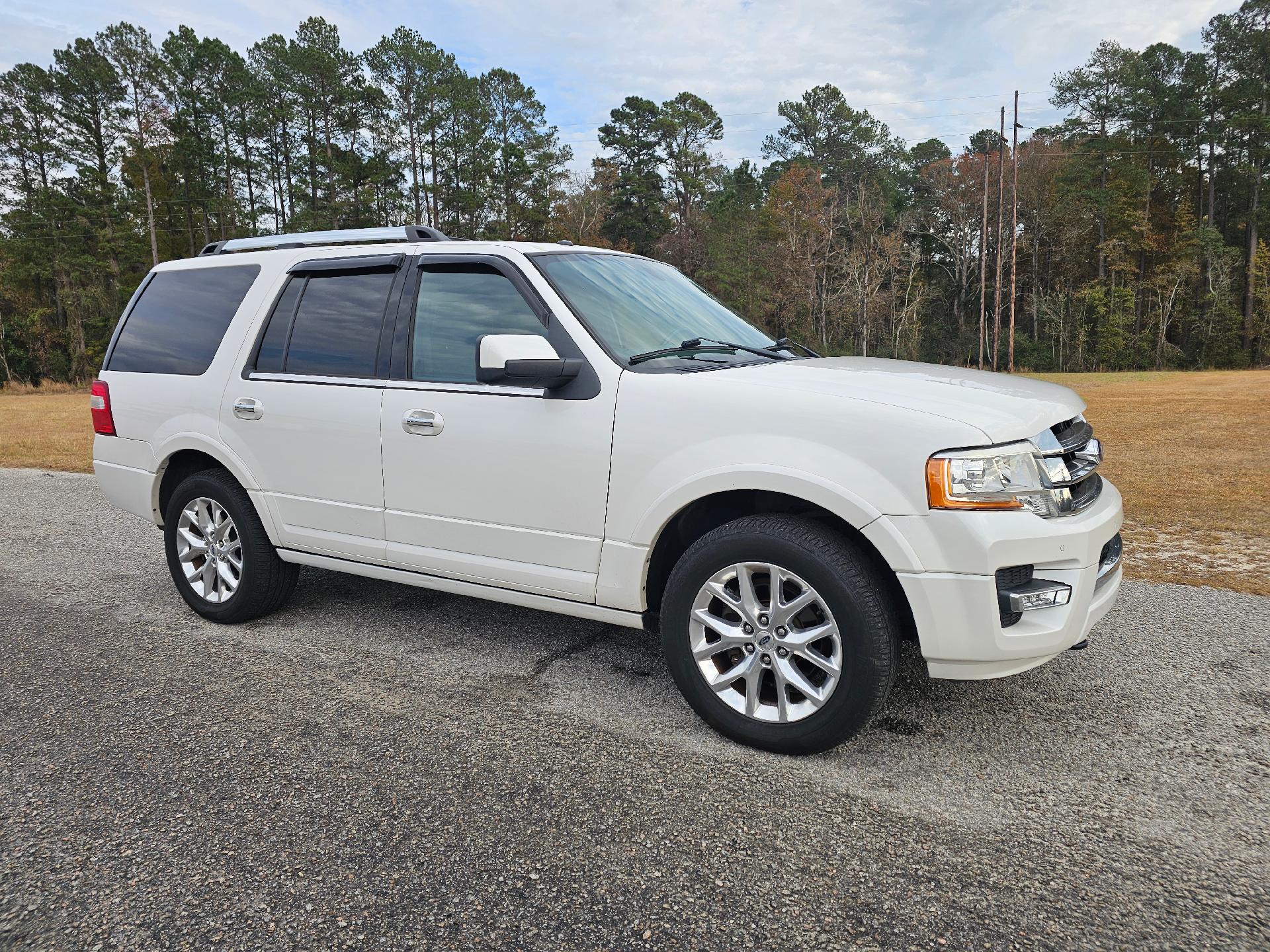 Used 2015 Ford Expedition Limited with VIN 1FMJU2AT6FEF28064 for sale in Holly Hill, SC