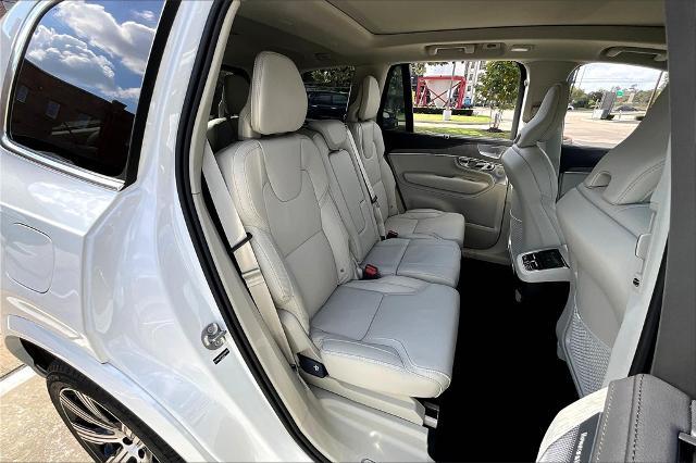 2025 Volvo XC90 Vehicle Photo in Houston, TX 77007