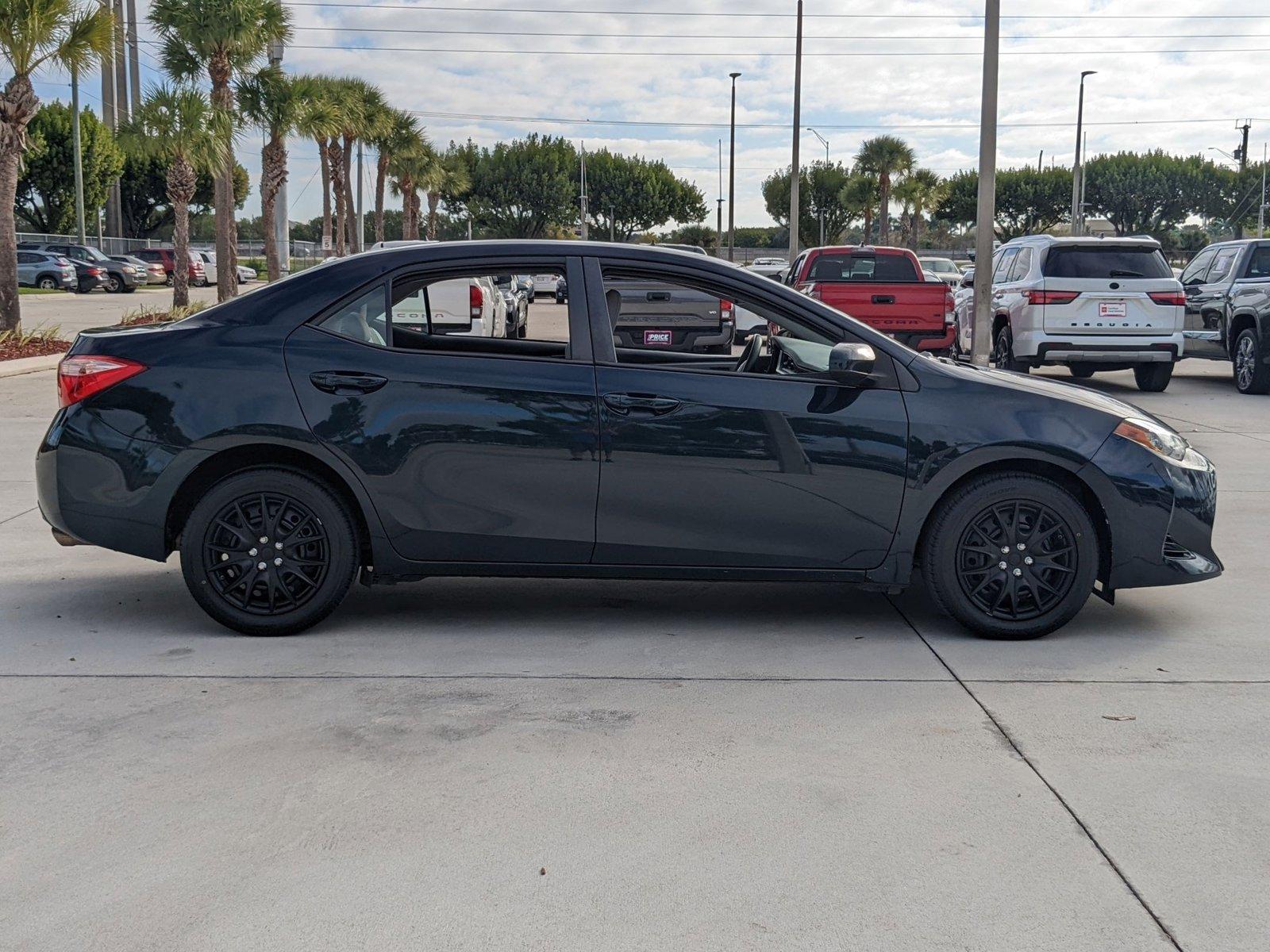 2017 Toyota Corolla Vehicle Photo in Davie, FL 33331