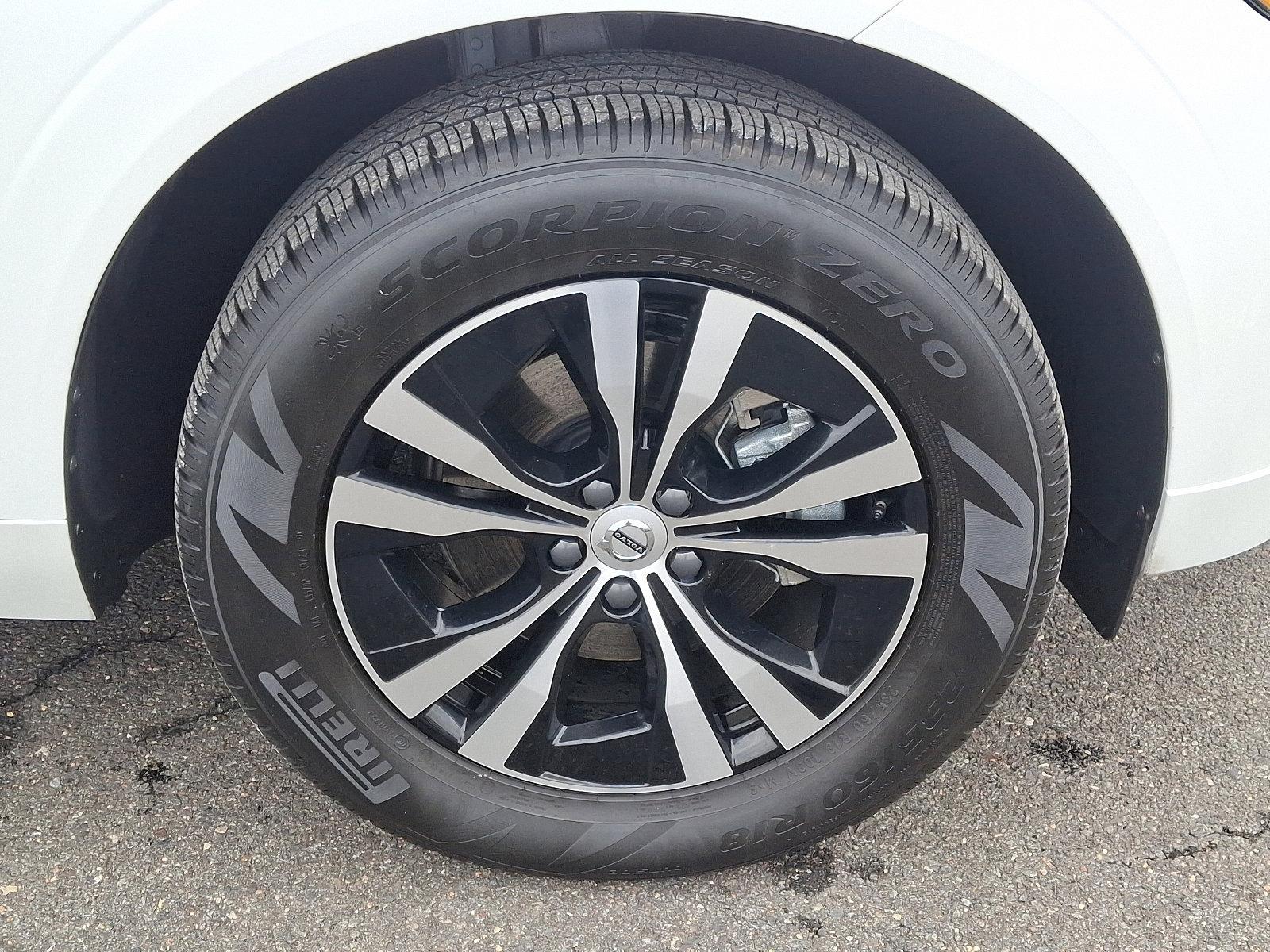2025 Volvo XC60 Vehicle Photo in Trevose, PA 19053