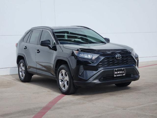 2019 Toyota RAV4 Vehicle Photo in GRAPEVINE, TX 76051-8302