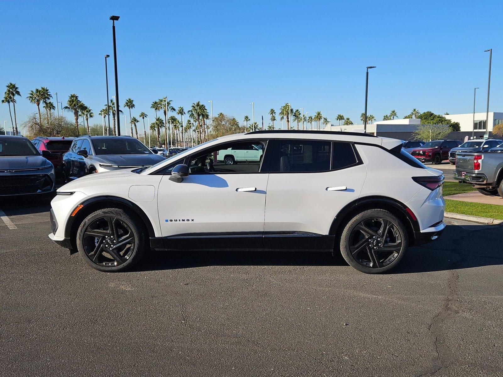 2024 Chevrolet Equinox EV Vehicle Photo in MESA, AZ 85206-4395