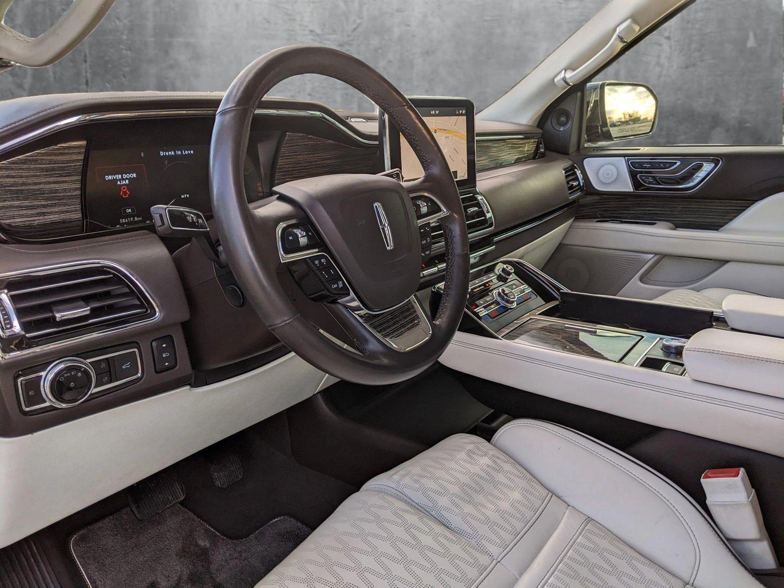 2020 Lincoln Navigator Vehicle Photo in Austin, TX 78728