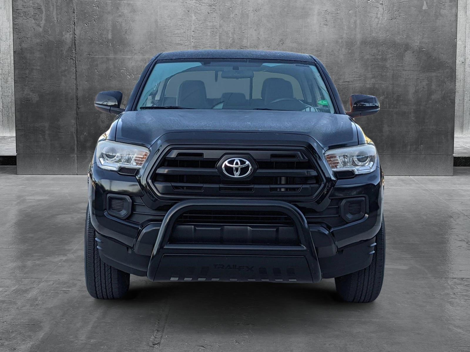 2017 Toyota Tacoma Vehicle Photo in Davie, FL 33331