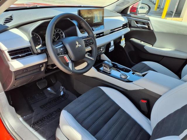 2025 Mitsubishi Outlander Vehicle Photo in Tampa, FL 33612
