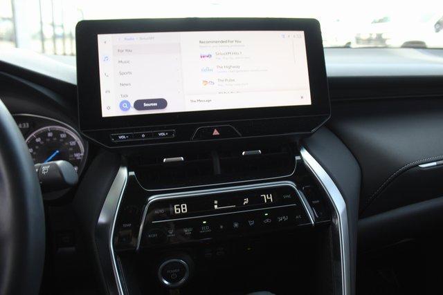 2024 Toyota Venza Vehicle Photo in SAINT CLAIRSVILLE, OH 43950-8512
