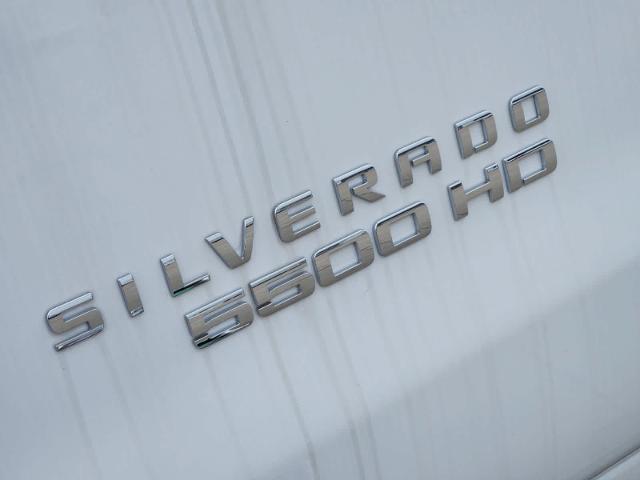 2024 Chevrolet Silverado Chassis Cab Vehicle Photo in LEWISVILLE, TX 75067