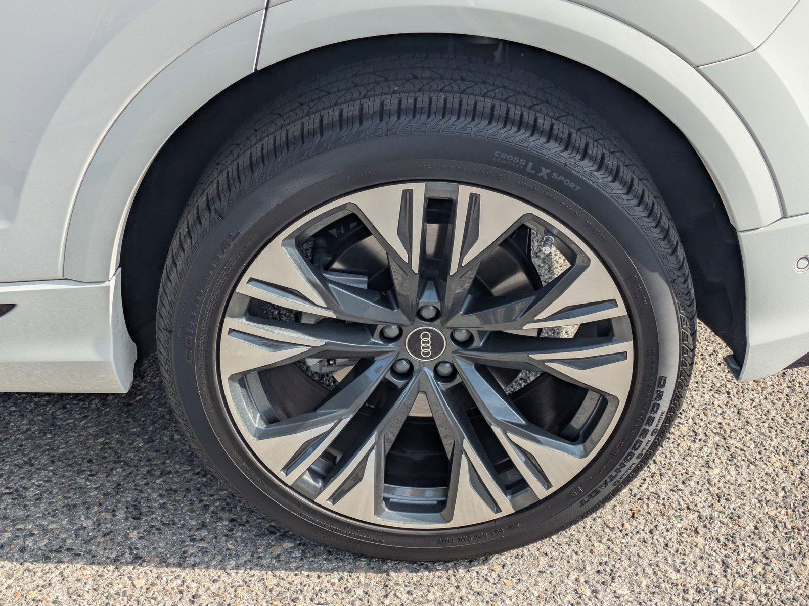 2025 Audi Q8 Vehicle Photo in Orlando, FL 32811