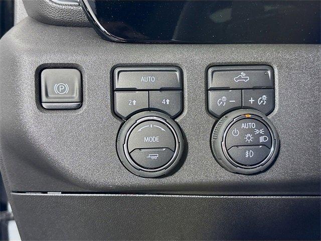 2025 Chevrolet Silverado 1500 Vehicle Photo in PUYALLUP, WA 98371-4149