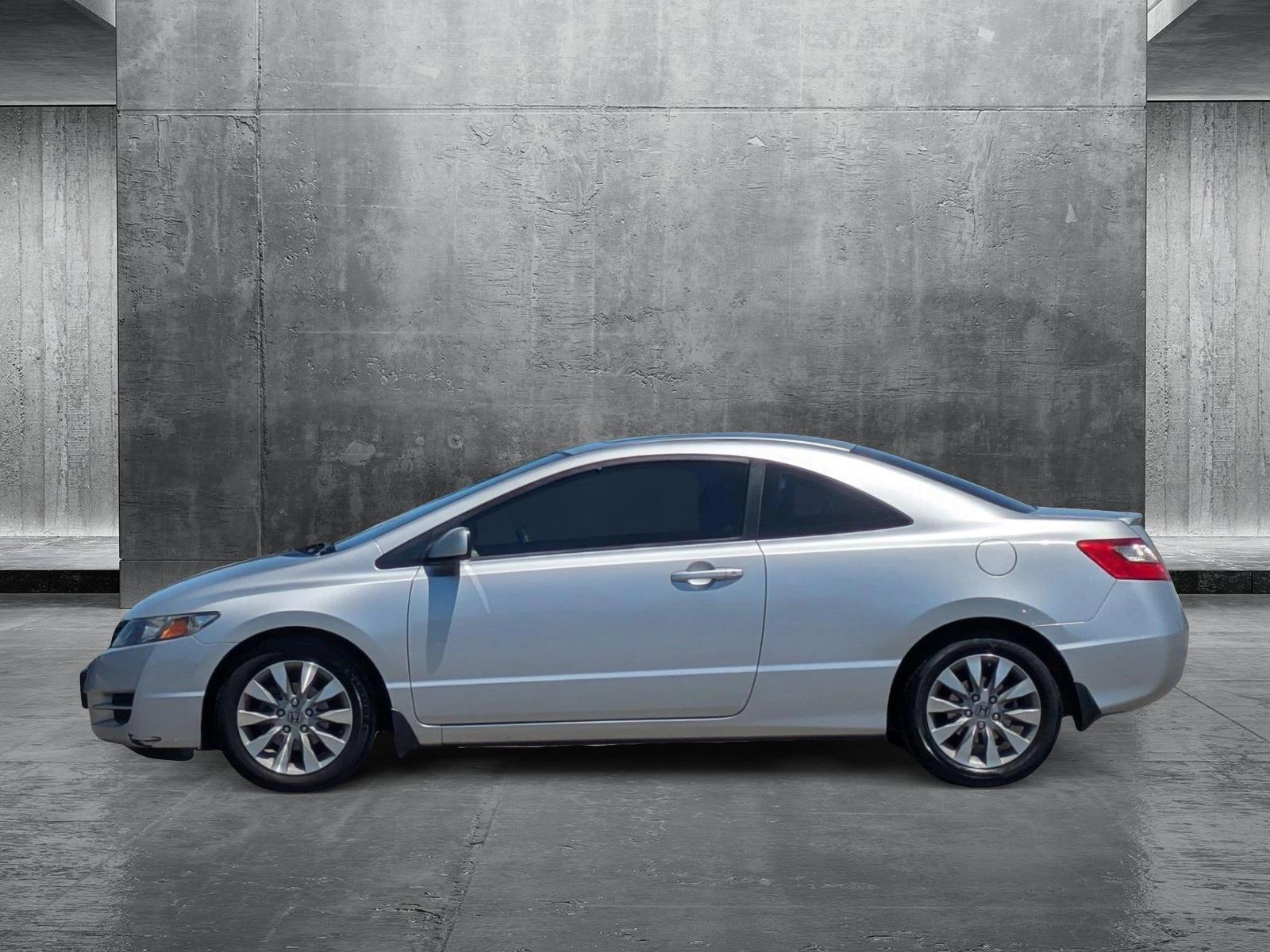 2010 Honda Civic Coupe Vehicle Photo in Valencia, CA 91355-1794