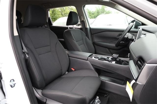 2025 Nissan Rogue Vehicle Photo in Hazelwood, MO 63042