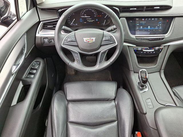 2017 Cadillac XT5 Vehicle Photo in DANBURY, CT 06810-5034