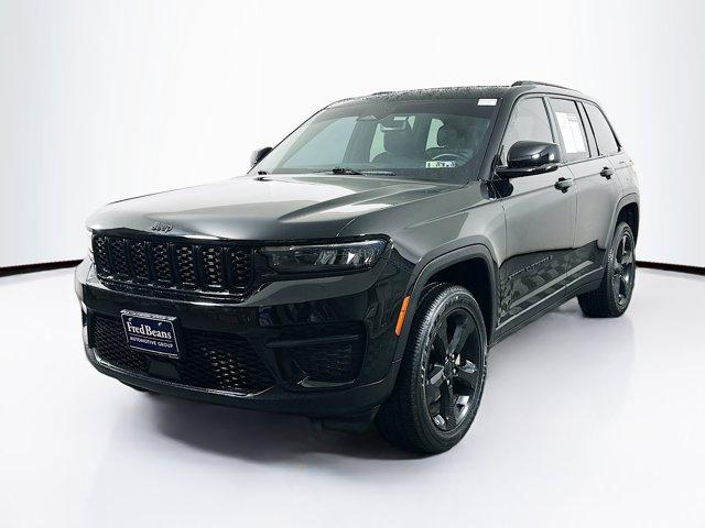 2022 Jeep Grand Cherokee Vehicle Photo in Doylsetown, PA 18901