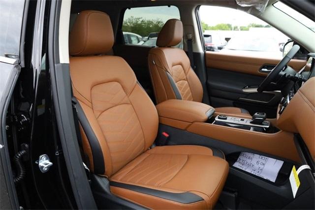2025 Nissan Pathfinder Vehicle Photo in Hazelwood, MO 63042