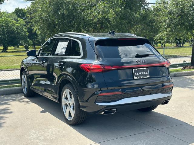 2025 Audi Q5 Vehicle Photo in HOUSTON, TX 77090