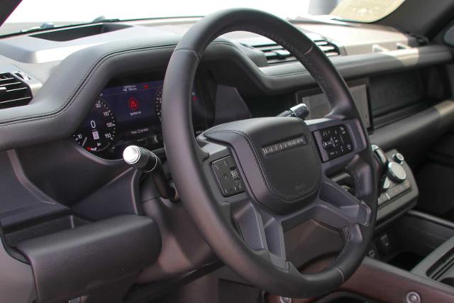 2020 Defender Vehicle Photo in SUGAR LAND, TX 77478