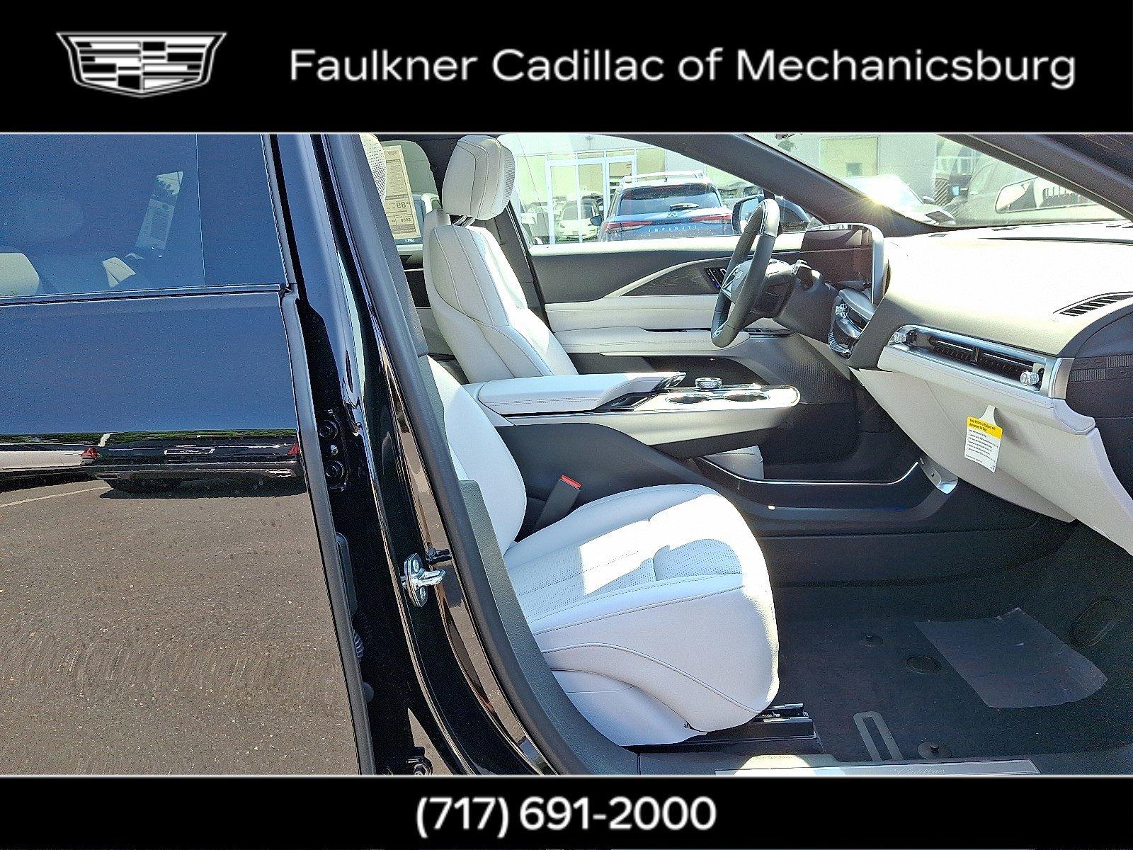 2025 Cadillac LYRIQ Vehicle Photo in MECHANICSBURG, PA 17050-1707