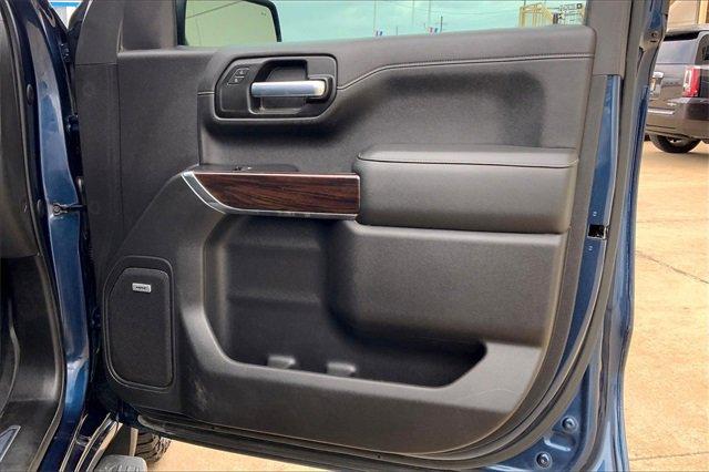 2020 GMC Sierra 1500 Vehicle Photo in TOPEKA, KS 66609-0000