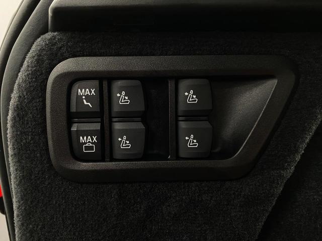 2025 BMW X7 xDrive40i Vehicle Photo in Appleton, WI 54913